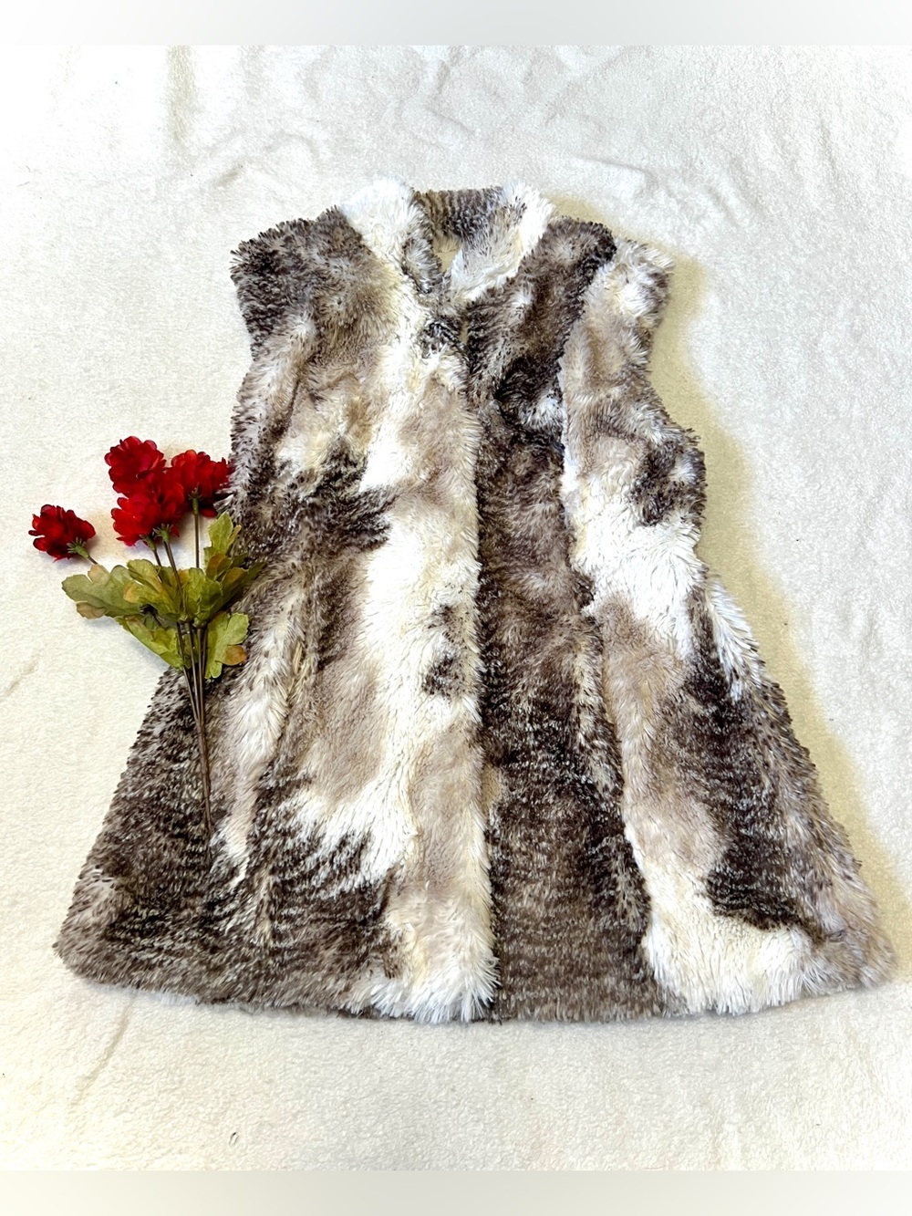 CAbi Aspen Faux Fur Zip-Up Vest - XS